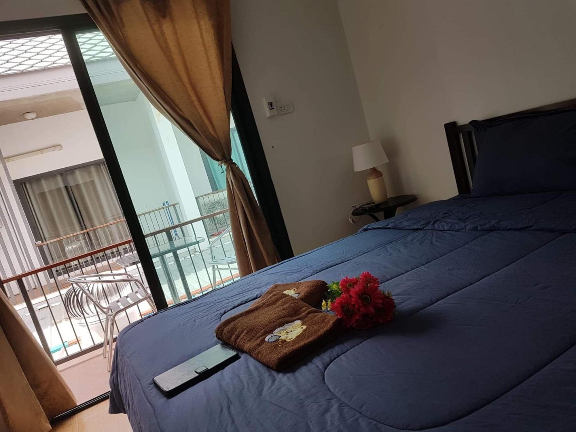 Amaretto Hostel Surat Thani Zewnętrze zdjęcie