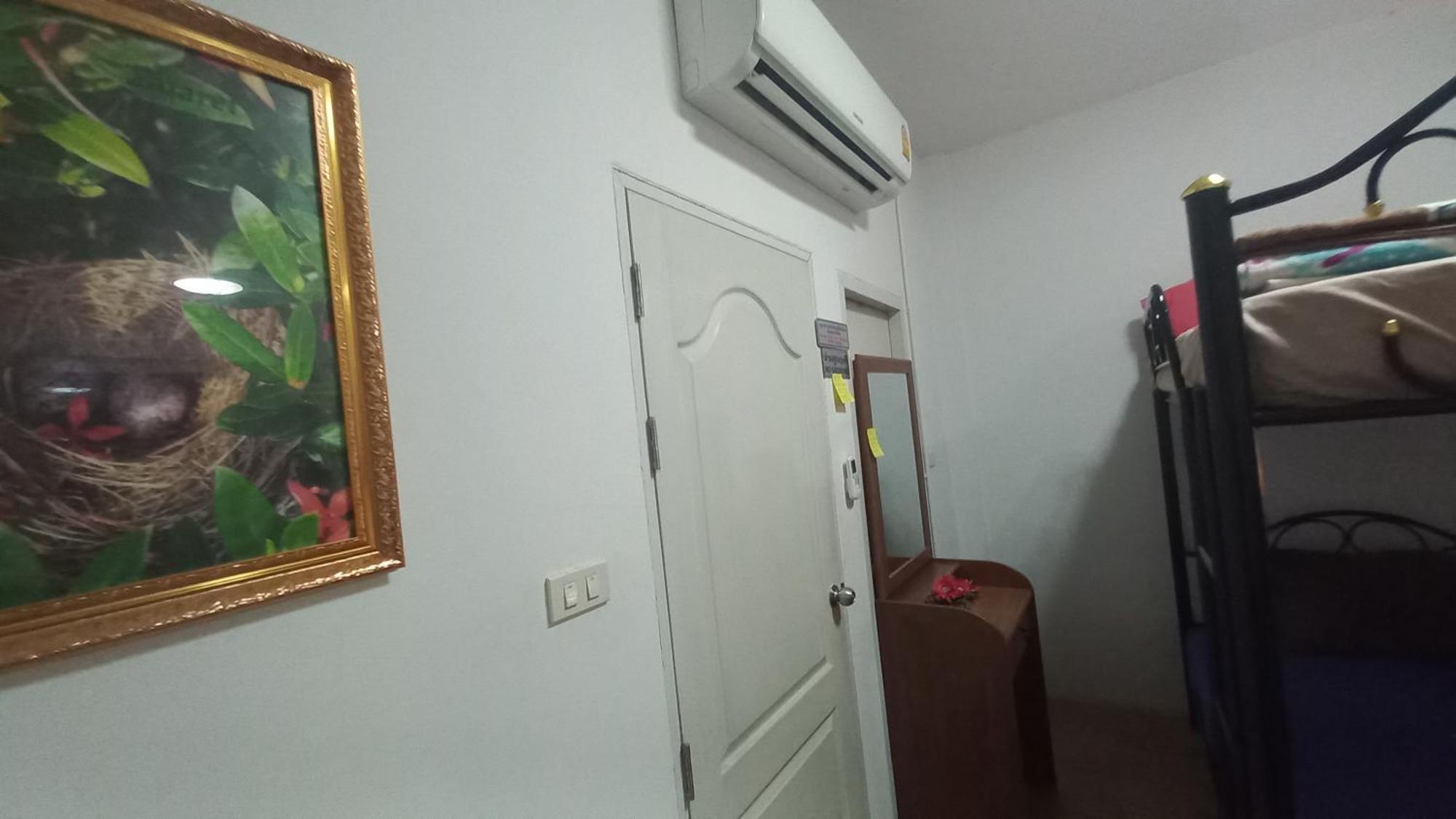 Amaretto Hostel Surat Thani Zewnętrze zdjęcie