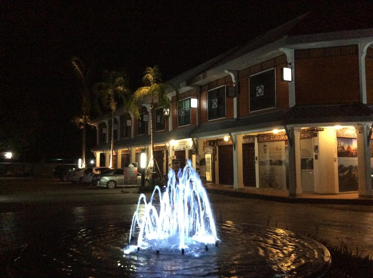 Amaretto Hostel Surat Thani Zewnętrze zdjęcie